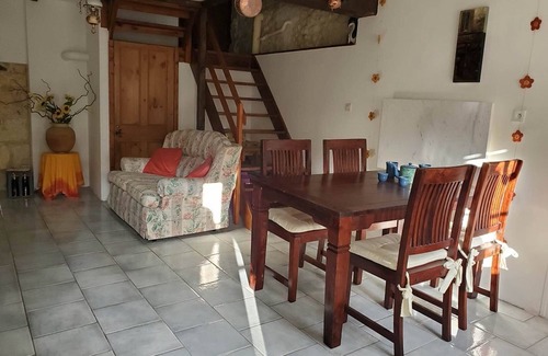 Saint-Privat-en-Perigord House | Apartment Coquelicot in La Marteille - 6 people