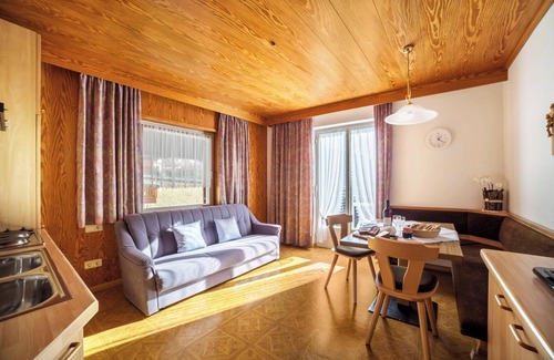 San Leonardo in Passiria Apartment | Apartment 'Residence Pichler 1' with Mountain View, Balconies & Wi-Fi