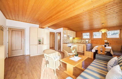 San Leonardo in Passiria Apartment | Apartment 'Residence Pichler 4' with Mountain View, Balcony & Wi-Fi