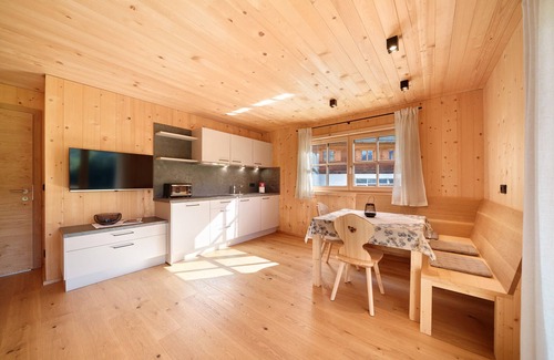 San Martino in Passiria Apartment | Apartment 'Matatzspitz' with Mountain View, Private Terrace and Wi-Fi
