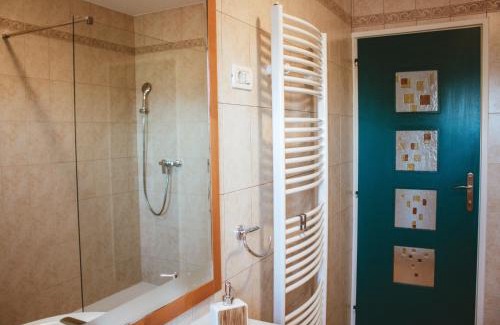 Slap Apartment | Apartma Frigidum