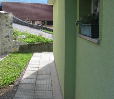 Predjama Apartment | Apartma Juha -