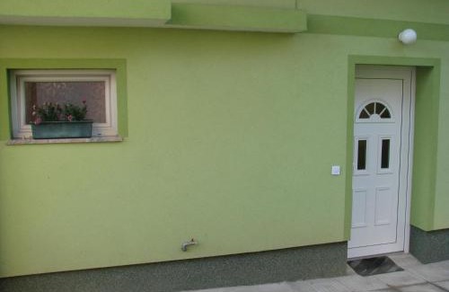 Predjama Apartment | Apartma Juha -