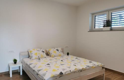 Trebnje Apartment | Apartma Lipa