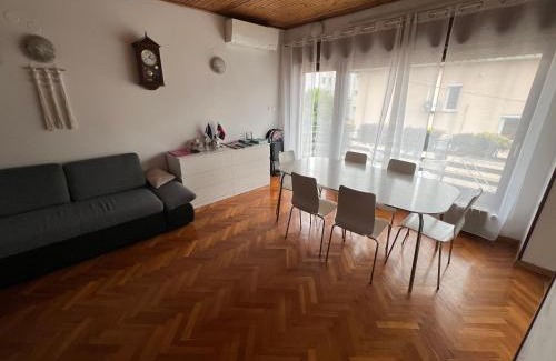 Nova Gorica Apartment | Apartma Magnolija