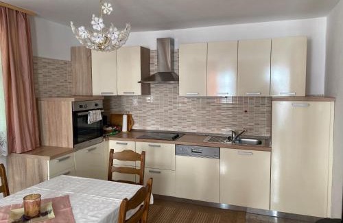 Trebnje Apartment | Apartma Medvedjek