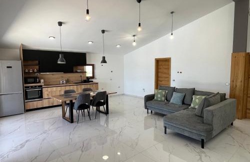 Koper Apartment | Apartma Rozi Deluxe