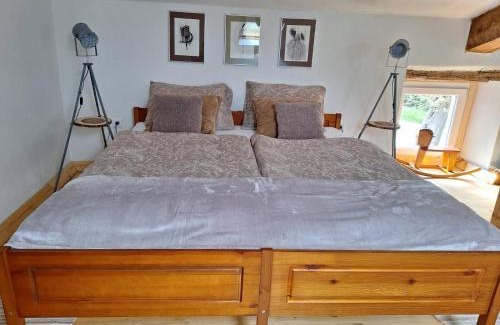 Kozljak Apartment | Apartma Under The Drunk Railroad