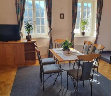 Rogaska Slatina Apartment | Apartma Vrtnica, Vila Golf