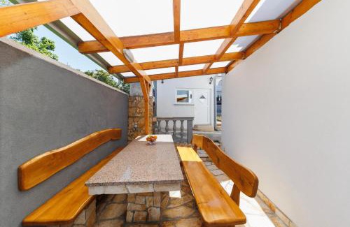 Rtina Apartment | Apartma Zara