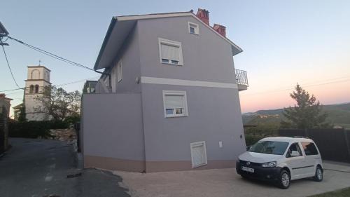 Izola Apartment | Apartmaji Hrvatin v Kortah