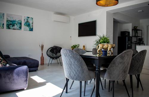 Kozbana Apartment | Apartmaji na placu