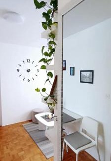 Slavonski Brod Apartment | Apartman 8 - "Tradition of Happiness", freshly renovated for a comfy and stylish stay
