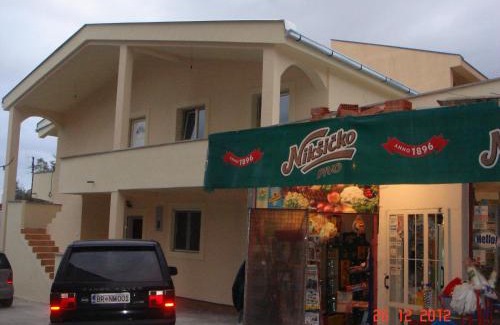 Burtaisi Apartment | Apartman Any Bar