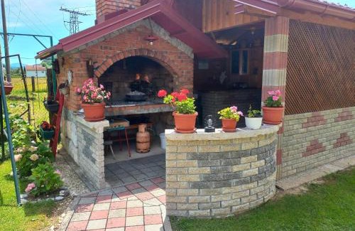 Kulen Vakuf Apartment | Apartman Azra