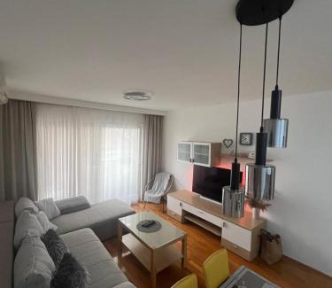 Istok Apartment | Apartman B&B