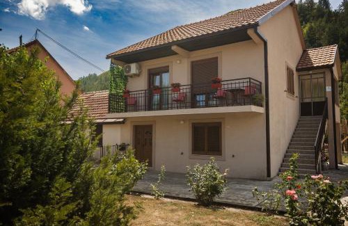 Donje Polje Apartment | Apartman Damjanovic