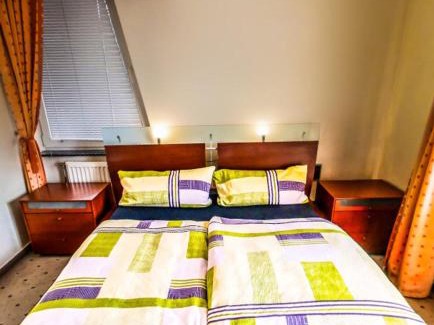 Sostogyogyfurdo Apartment | Apartman De Lux