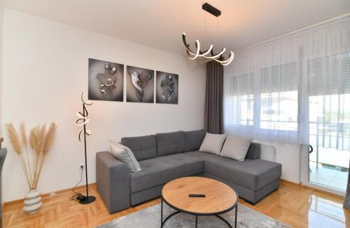 Pirot Apartment | Apartman Dina