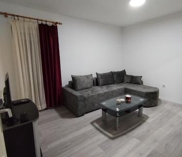 Loznica Apartment | Apartman Gajić