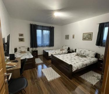 Brdo Apartment | Apartman Gakić 1