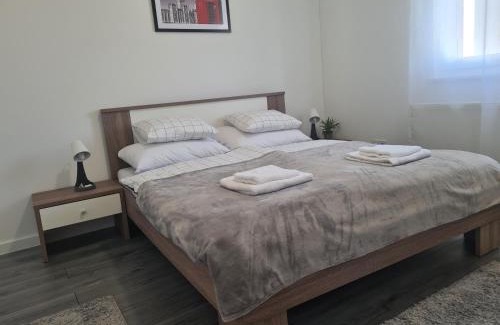 Sesvete Apartment | Apartman Lea