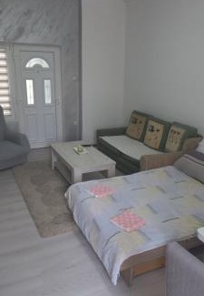 Bela Crkva Apartment | Apartman LJILJANA BELA CRKVA