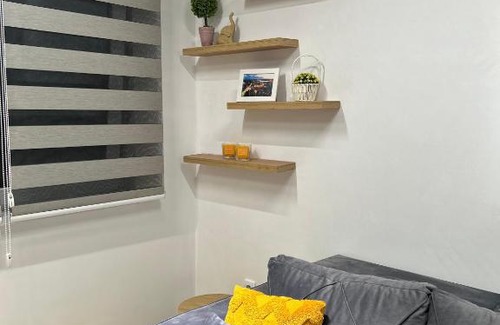 Sremska Mitrovica Apartment | Apartman Lux-besplatno korišćenje zasebne garaže