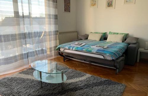 Sesvete Apartment | Apartman MADAPE