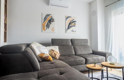 Osijek Apartment | Apartman Madeleid SELF CHECK-IN, FREE PARKING