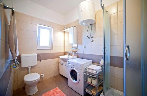 Gornje Selo Apartment | Apartman Marin-Dalmatian way of vacation