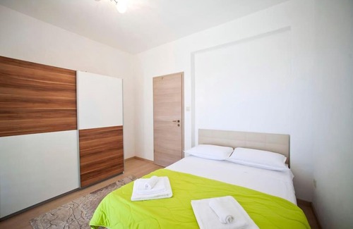 Gornje Selo Apartment | Apartman Marin-Dalmatian way of vacation