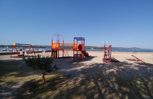 Turanj Apartment | Apartman Maris, Turanj
