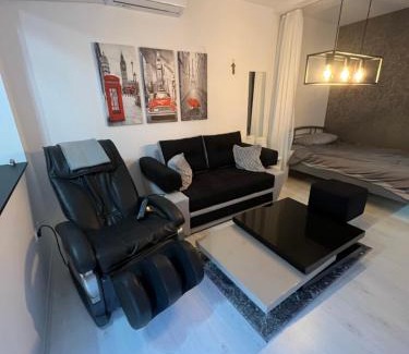 Zupanja Apartment | Apartman Paola - massage chair- 0-24 self check IN OUT- Županja