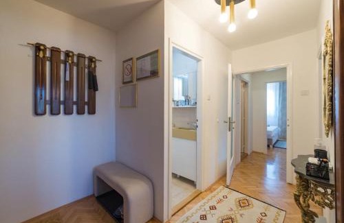 Pirot Apartment | Apartman Petrovic
