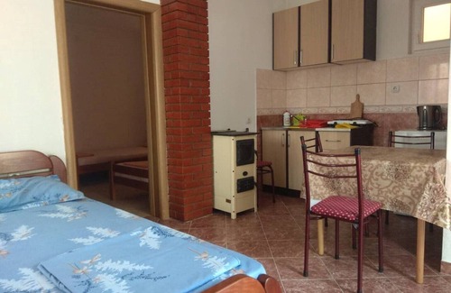 Susanj House | Apartman s puta in Bar!