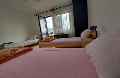 Donji Milanovac Apartment | Apartman Velojić