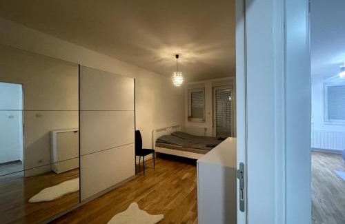Loznica Apartment | Apartman Visnjica