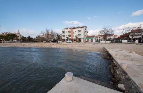 Turanj Apartment | Apartmani "Dana 2"