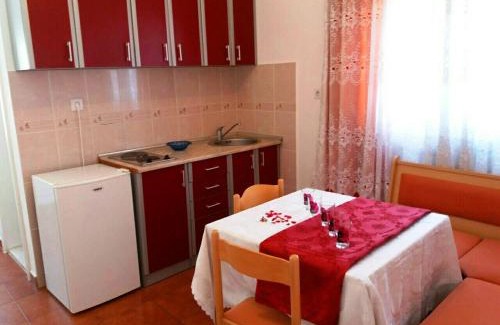 Trebesinj Apartment | Apartmani Igalo, Herceg Novi