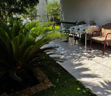 Trebesinj Apartment | Apartmani Ivana