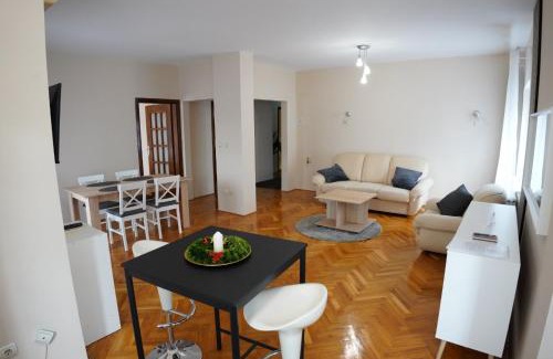 Novi Banovci Apartment | Apartmani Kula