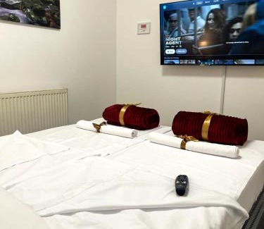 Kutina Apartment | Apartmani Moslavina, free big parking, workspace, crib, satin cotton sheets