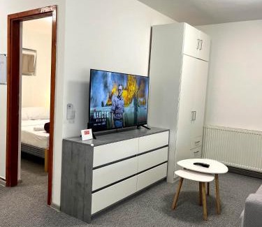 Kutina Apartment | Apartmani Moslavina, free big parking, workspace, crib, satin cotton sheets