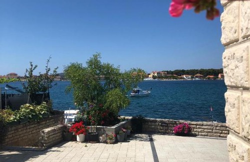 Brodarica Apartment | Apartmani Nevena
