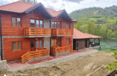 Ljubovija Apartment | Apartmani ODMOR NA DRINI