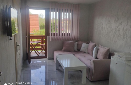 Ljubovija Apartment | Apartmani ODMOR NA DRINI