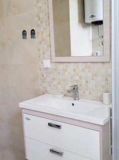 Burtaisi Apartment | Apartmani Suncokreti - Sunflower Apartments