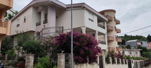 Sutomore Apartment | Apartmani Vedrana