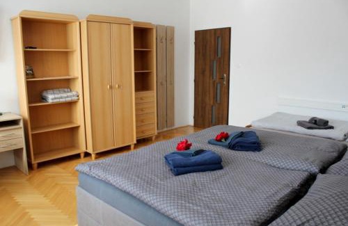 Topolcany House | Apartmanový dom Stummerova